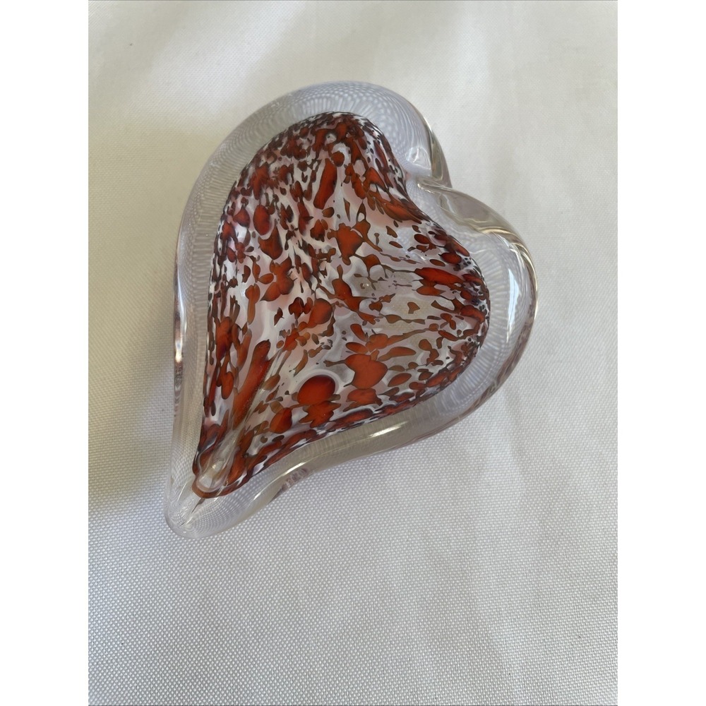 Vintage Murano Style Clear Glass Red White Speckled Heart Paperweight 3.5 In‎